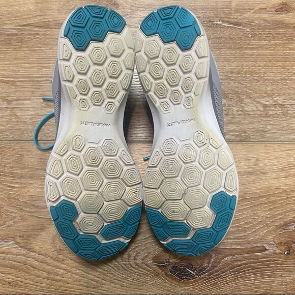 Nike Women's Flex TR 6 Gray Blue Size 6 US Good Condition - Picture 4 of 9